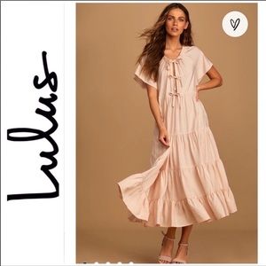 Lulu’s Present Moment Blush Pink Bow Front Tiered Maxi Dress Size Medium NWT